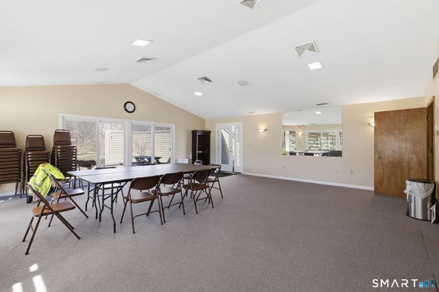 246 Metacomet Drive 246, Meriden, CT 06450