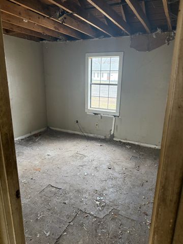 427 W BROOKS RD, Memphis, TN 38109