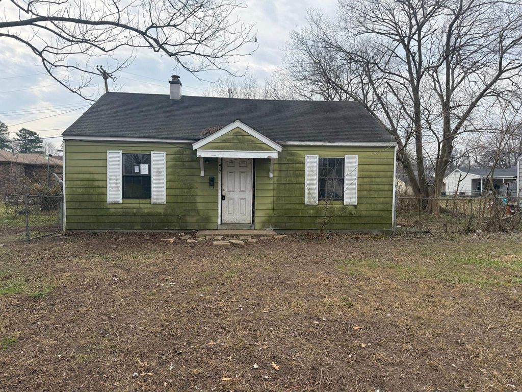 427 W BROOKS RD, Memphis, TN 38109