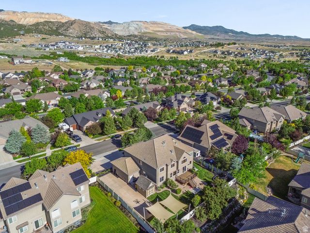 14497 S FOX CREEK DR, Herriman, UT 84096