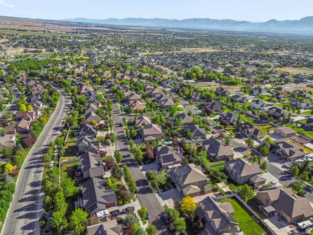 14497 S FOX CREEK DR, Herriman, UT 84096