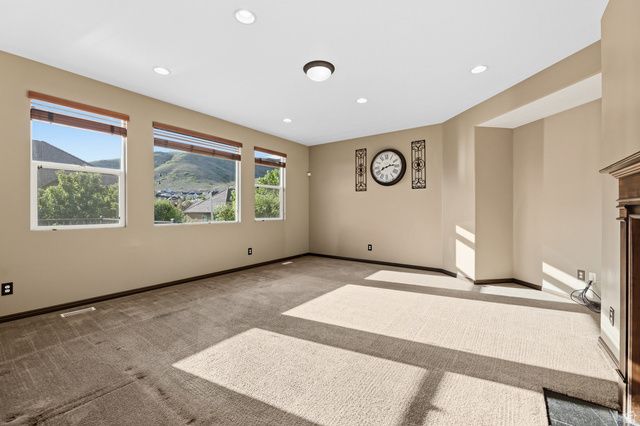 14497 S FOX CREEK DR, Herriman, UT 84096