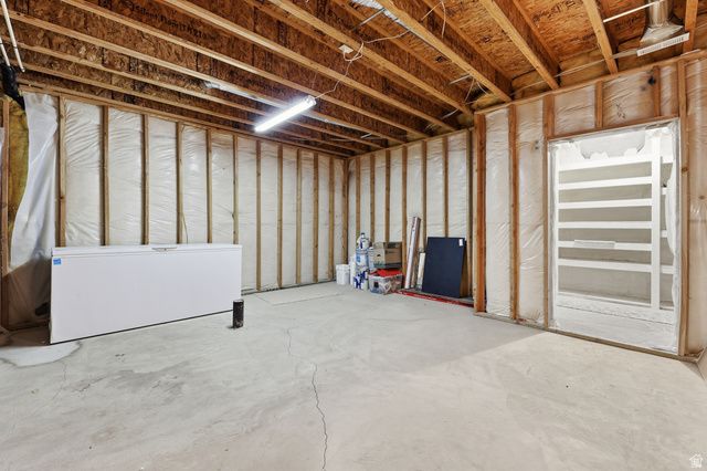 14497 S FOX CREEK DR, Herriman, UT 84096