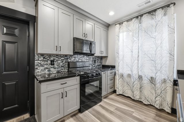 14497 S FOX CREEK DR, Herriman, UT 84096