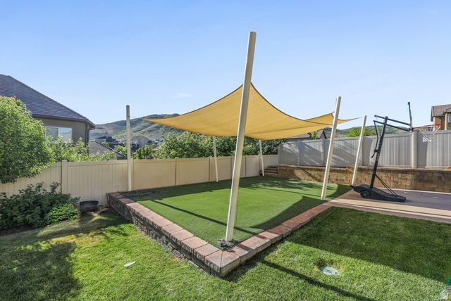 14497 S FOX CREEK DR, Herriman, UT 84096