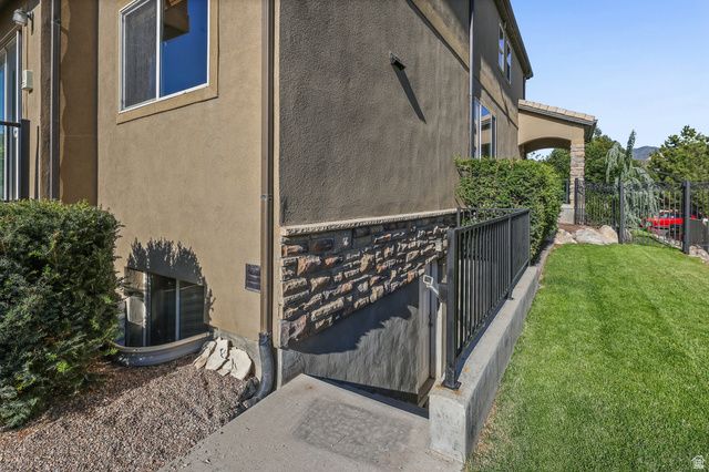 14497 S FOX CREEK DR, Herriman, UT 84096