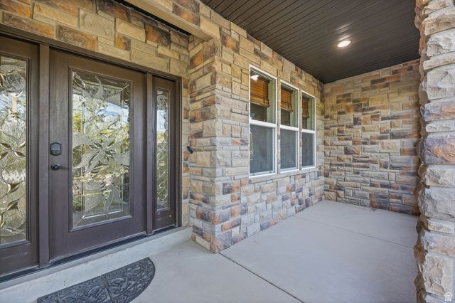 14497 S FOX CREEK DR, Herriman, UT 84096