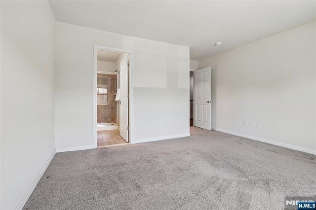 10 Winfield Drive 602, Woodcliff Lake, NJ 07677