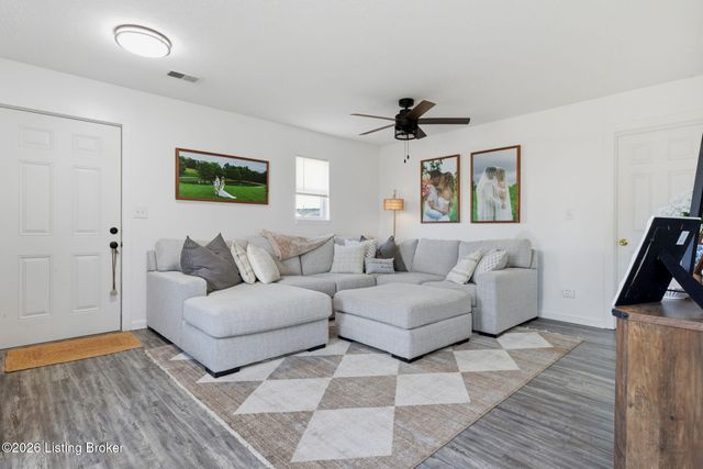 735 Beech Grove Rd, Shepherdsville, KY 40165