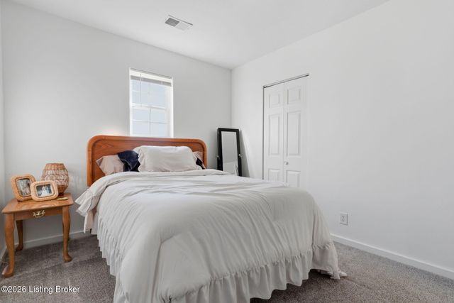 735 Beech Grove Rd, Shepherdsville, KY 40165