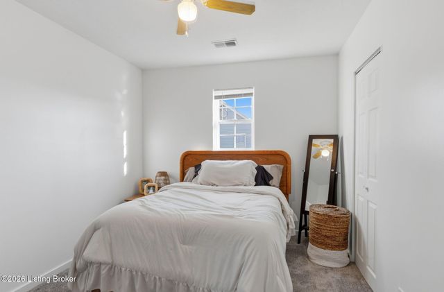 735 Beech Grove Rd, Shepherdsville, KY 40165