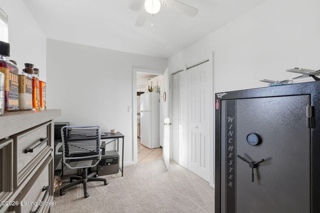 735 Beech Grove Rd, Shepherdsville, KY 40165