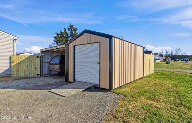 735 Beech Grove Rd, Shepherdsville, KY 40165