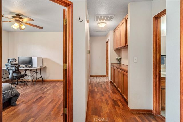 43230 Lookabout Rd, Lake Hughes, CA 93532