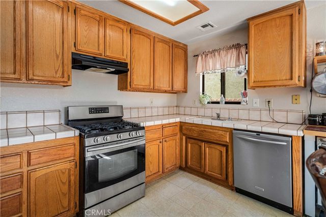 43230 Lookabout Rd, Lake Hughes, CA 93532