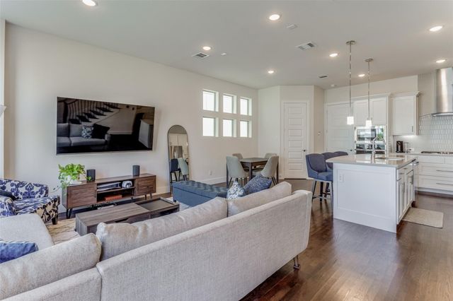8052 Zeppos Drive, Plano, TX 75024