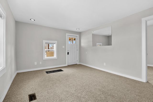 911 Porter Street, Kalamazoo City, MI 49007