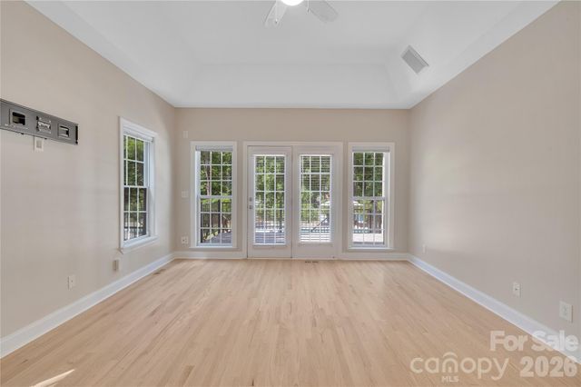 3514 Mckee Road, Charlotte, NC 28270