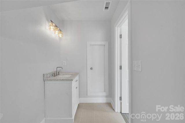 3514 Mckee Road, Charlotte, NC 28270