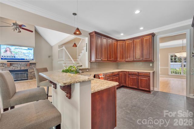 3514 Mckee Road, Charlotte, NC 28270