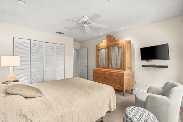 5246 Windsor Parke Drive, Boca Raton, FL 33496