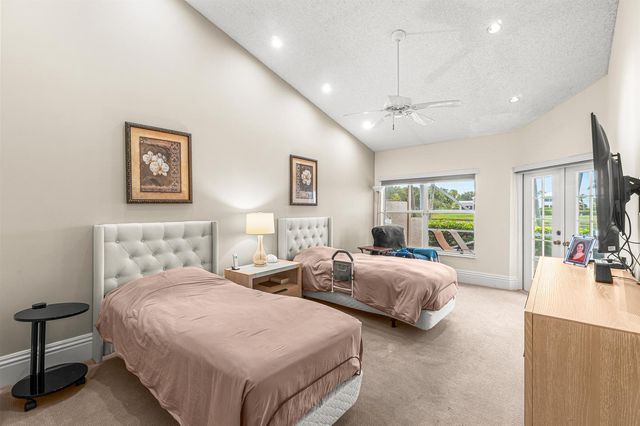 5246 Windsor Parke Drive, Boca Raton, FL 33496