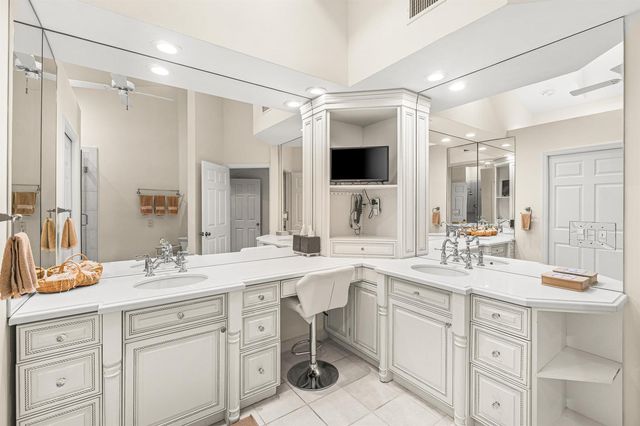 5246 Windsor Parke Drive, Boca Raton, FL 33496