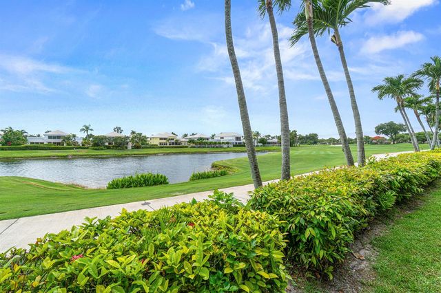 5246 Windsor Parke Drive, Boca Raton, FL 33496