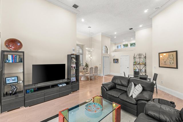 5246 Windsor Parke Drive, Boca Raton, FL 33496