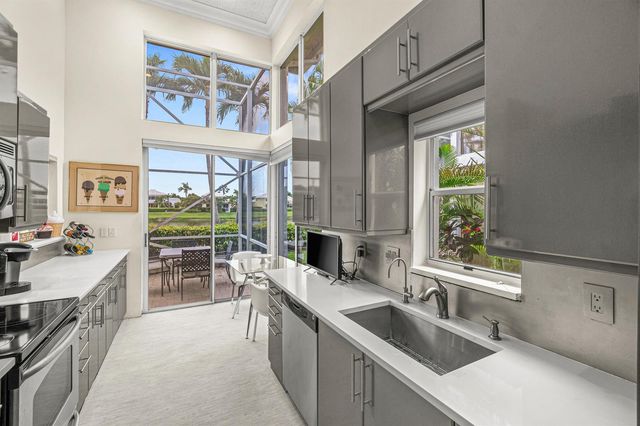 5246 Windsor Parke Drive, Boca Raton, FL 33496