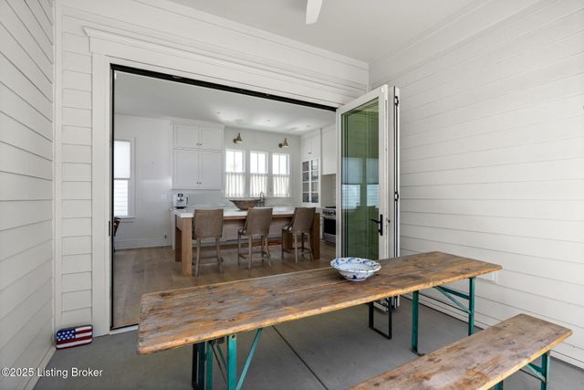 6115 Passionflower Dr, Prospect, KY 40059