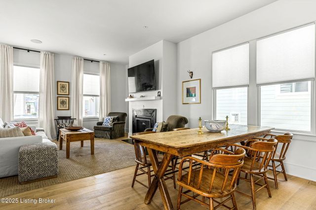 6115 Passionflower Dr, Prospect, KY 40059