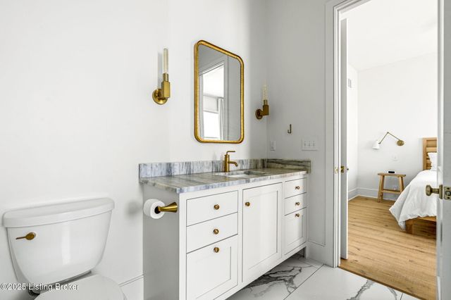 6115 Passionflower Dr, Prospect, KY 40059