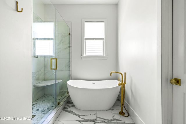 6115 Passionflower Dr, Prospect, KY 40059