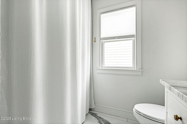 6115 Passionflower Dr, Prospect, KY 40059