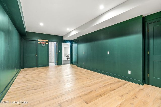 6115 Passionflower Dr, Prospect, KY 40059