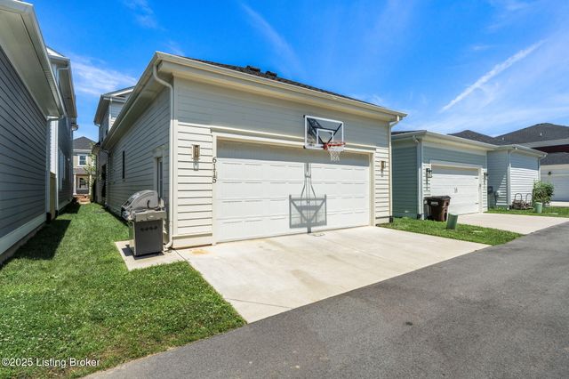 6115 Passionflower Dr, Prospect, KY 40059