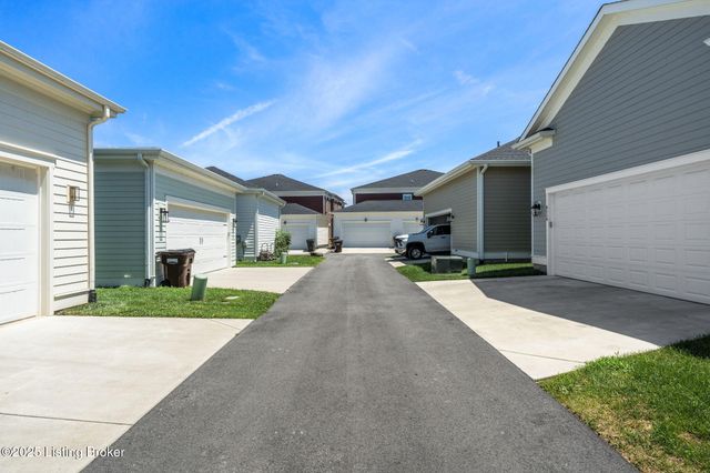 6115 Passionflower Dr, Prospect, KY 40059