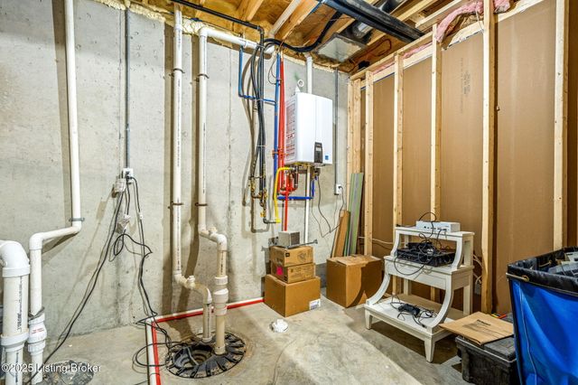 6115 Passionflower Dr, Prospect, KY 40059