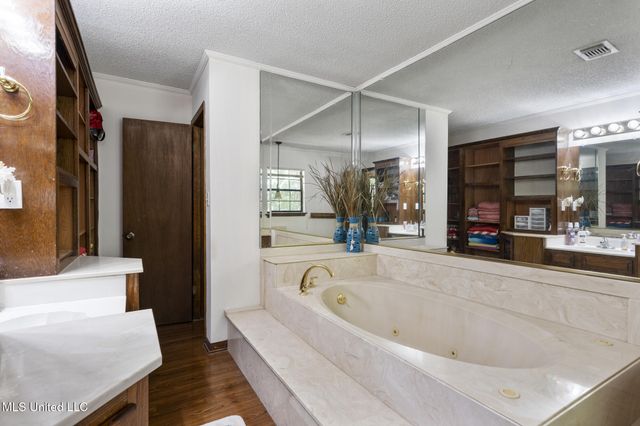 5539 Gates Avenue, Long Beach, MS 39560