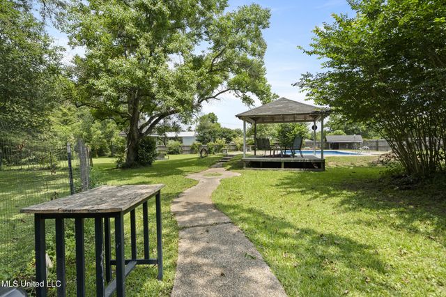 5539 Gates Avenue, Long Beach, MS 39560