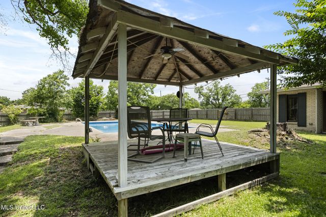 5539 Gates Avenue, Long Beach, MS 39560