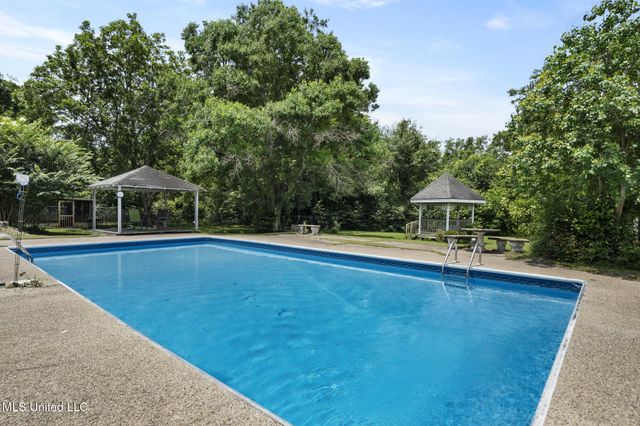 5539 Gates Avenue, Long Beach, MS 39560