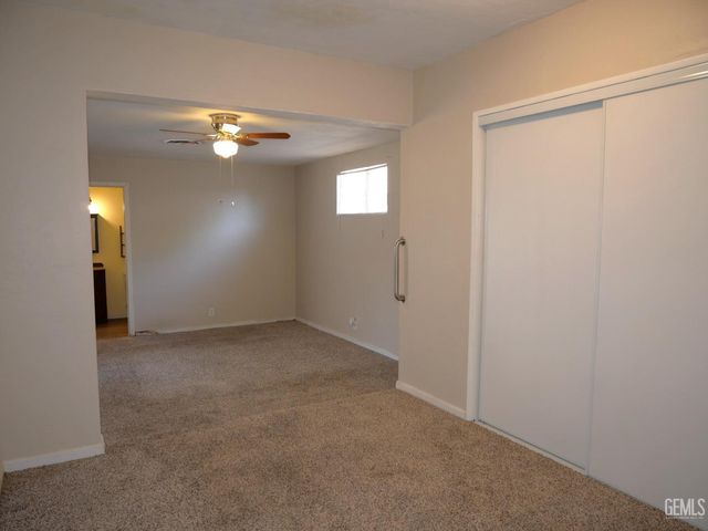 101 Oakdale Drive, Bakersfield, CA 93309