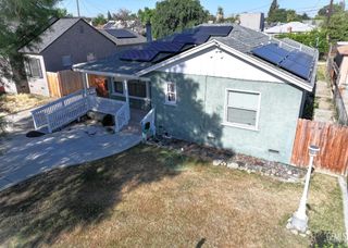 101 Oakdale Drive, Bakersfield, CA 93309