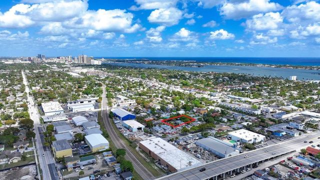 3804 Miller Avenue, West Palm Beach, FL 33405