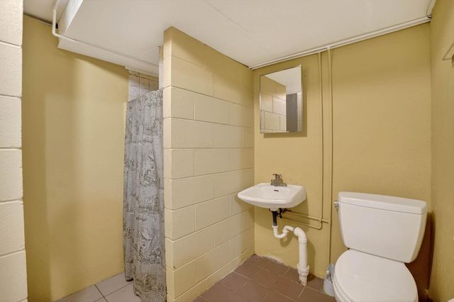 617 17th Avenue, Gilbertville, IA 50634