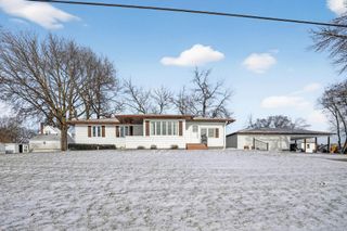 617 17th Avenue, Gilbertville, IA 50634