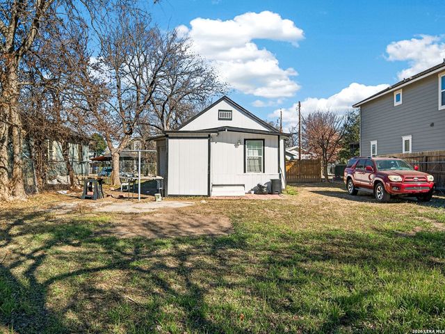 124 Belmont, San Antonio, TX 78202