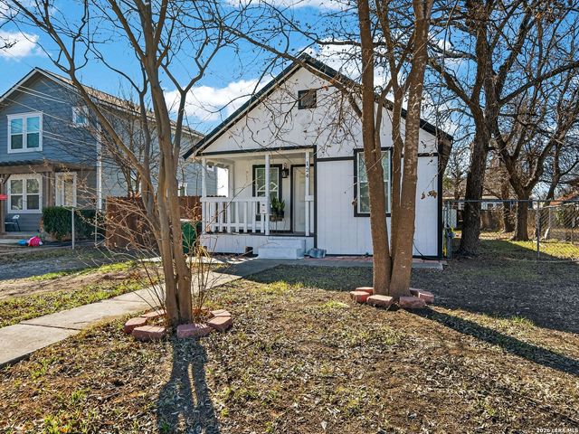 124 Belmont, San Antonio, TX 78202